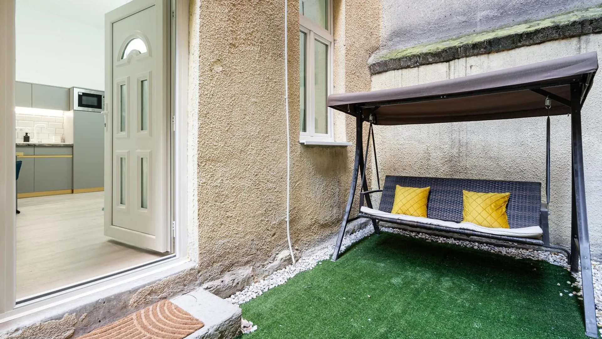 D26 - Opera Retreat - Best Location By Bqa Budapest 0*,