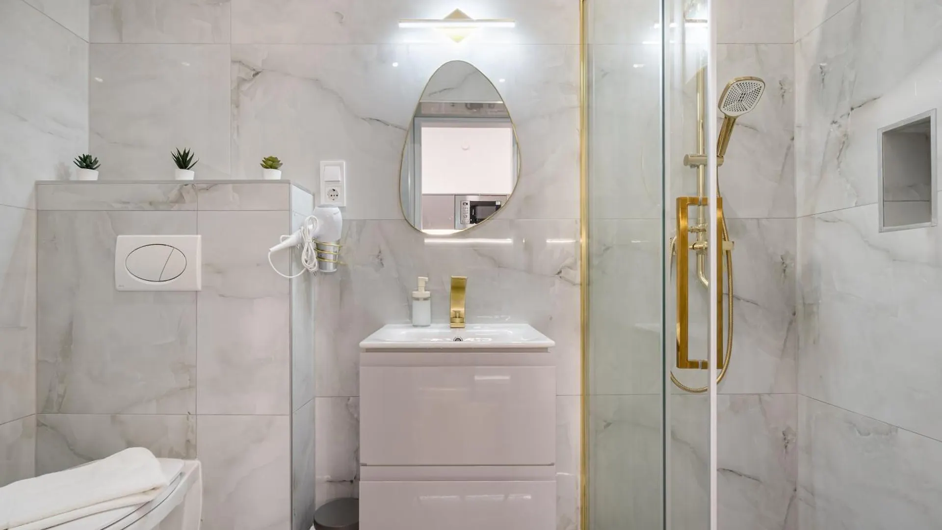 Appartement D26 - Opera Retreat - Best Location By Bqa Budapest